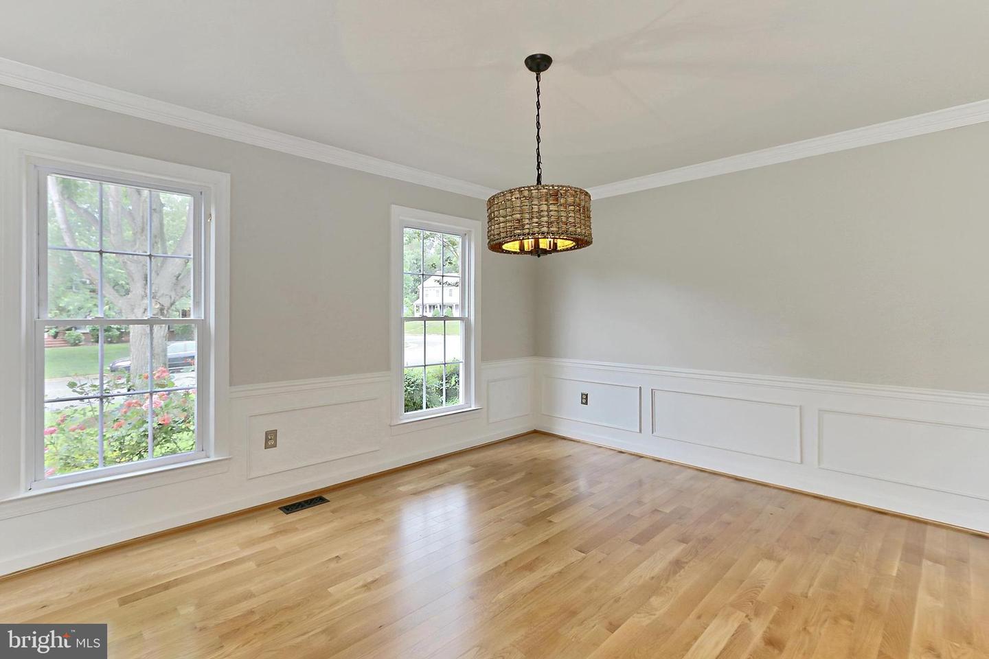 15473 MEHERRIN DR, CENTREVILLE, Virginia 20120, 5 Bedrooms Bedrooms, ,3 BathroomsBathrooms,Residential,For sale,15473 MEHERRIN DR,VAFX2241868 MLS # VAFX2241868