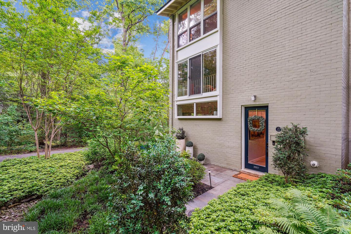 11464 ORCHARD LN, RESTON, Virginia 20190, 4 Bedrooms Bedrooms, ,3 BathroomsBathrooms,Residential,For sale,11464 ORCHARD LN,VAFX2241890 MLS # VAFX2241890