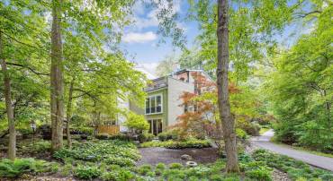 11464 ORCHARD LN, RESTON, Virginia 20190, 4 Bedrooms Bedrooms, ,3 BathroomsBathrooms,Residential,For sale,11464 ORCHARD LN,VAFX2241890 MLS # VAFX2241890