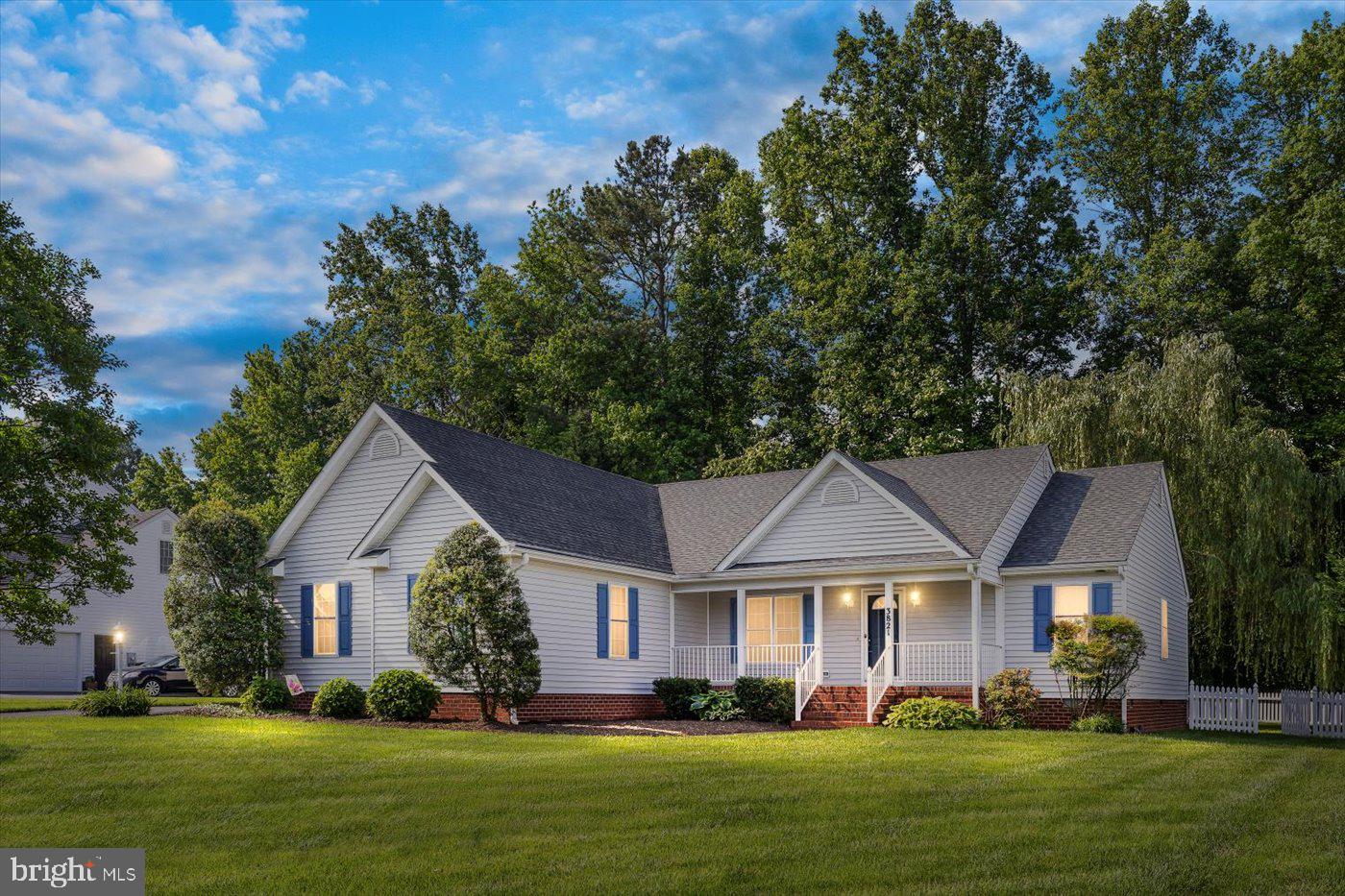3821 MILL PLACE DR, GLEN ALLEN, Virginia 23060, 3 Bedrooms Bedrooms, ,2 BathroomsBathrooms,Residential,For sale,3821 MILL PLACE DR,VAHN2000920 MLS # VAHN2000920