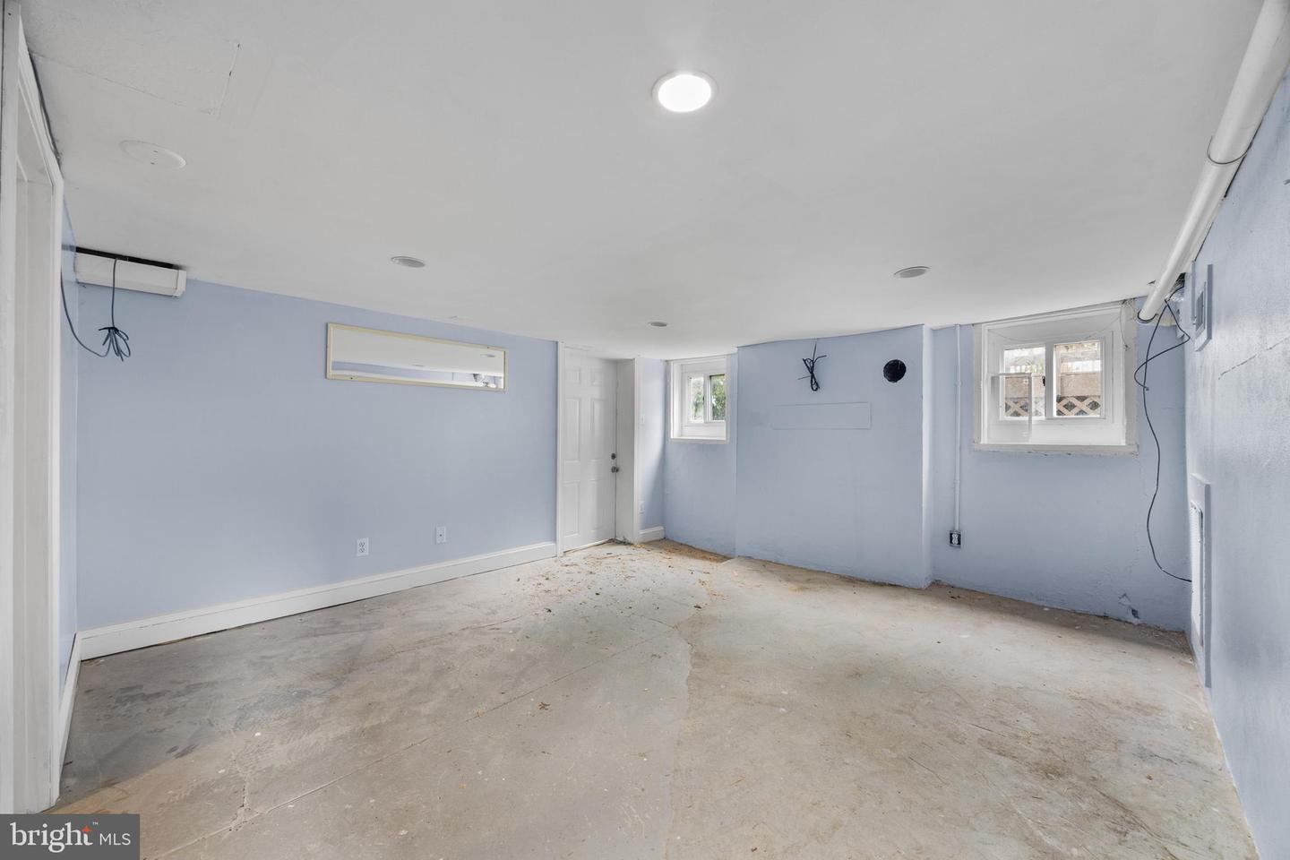 114 MAURERTOWN MILL RD, MAURERTOWN, Virginia 22644, 3 Bedrooms Bedrooms, ,1 BathroomBathrooms,Residential,For sale,114 MAURERTOWN MILL RD,VASH2011496 MLS # VASH2011496
