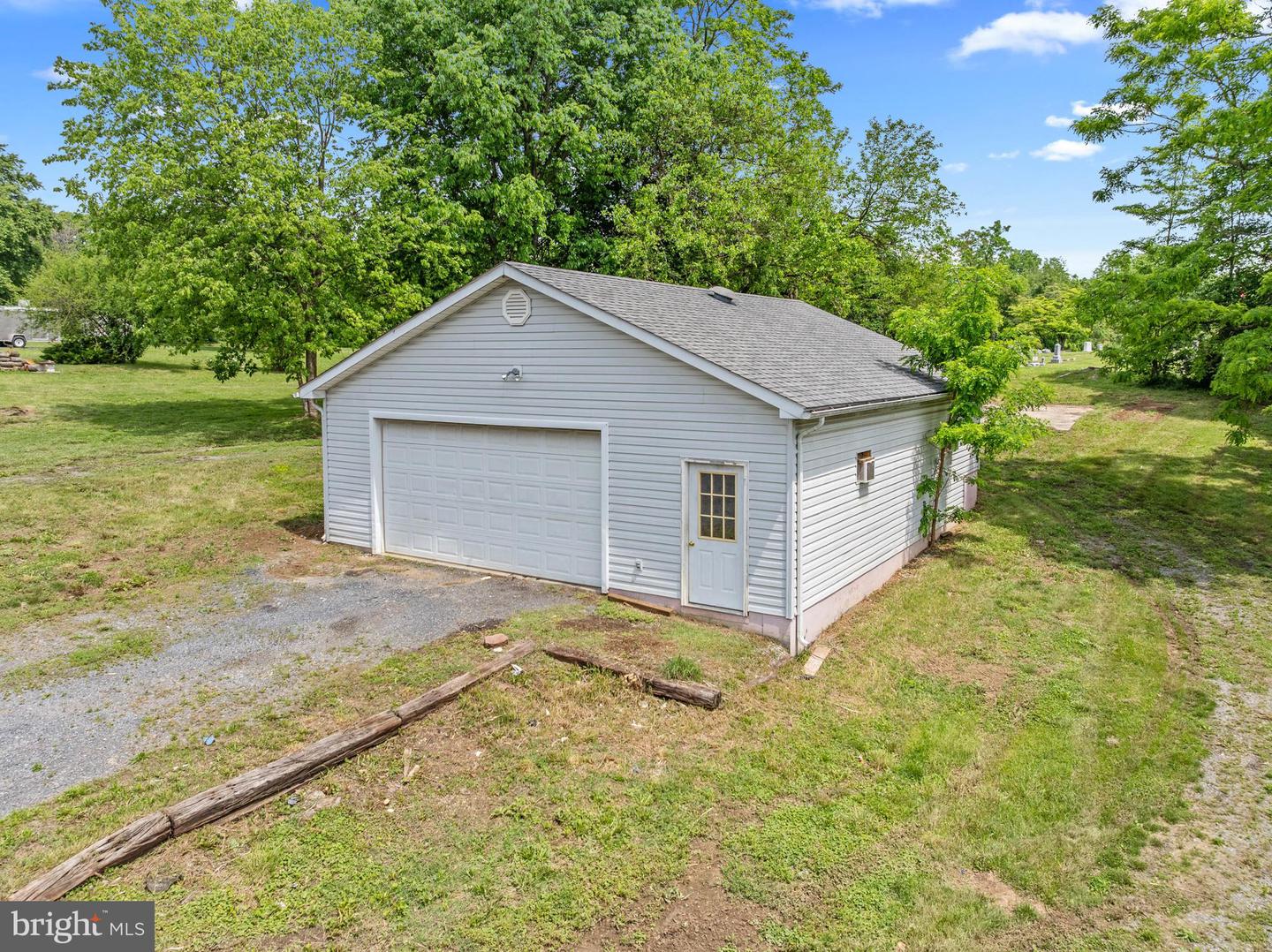 114 MAURERTOWN MILL RD, MAURERTOWN, Virginia 22644, 3 Bedrooms Bedrooms, ,1 BathroomBathrooms,Residential,For sale,114 MAURERTOWN MILL RD,VASH2011496 MLS # VASH2011496