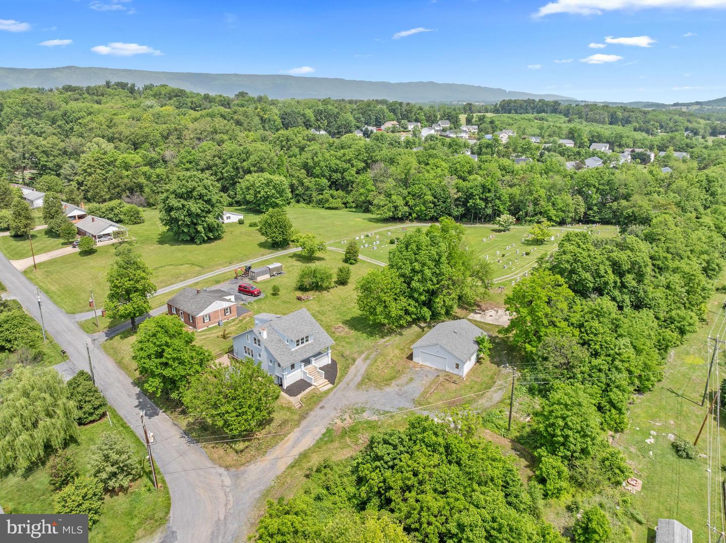 114 MAURERTOWN MILL RD, MAURERTOWN, Virginia 22644, 3 Bedrooms Bedrooms, ,1 BathroomBathrooms,Residential,For sale,114 MAURERTOWN MILL RD,VASH2011496 MLS # VASH2011496
