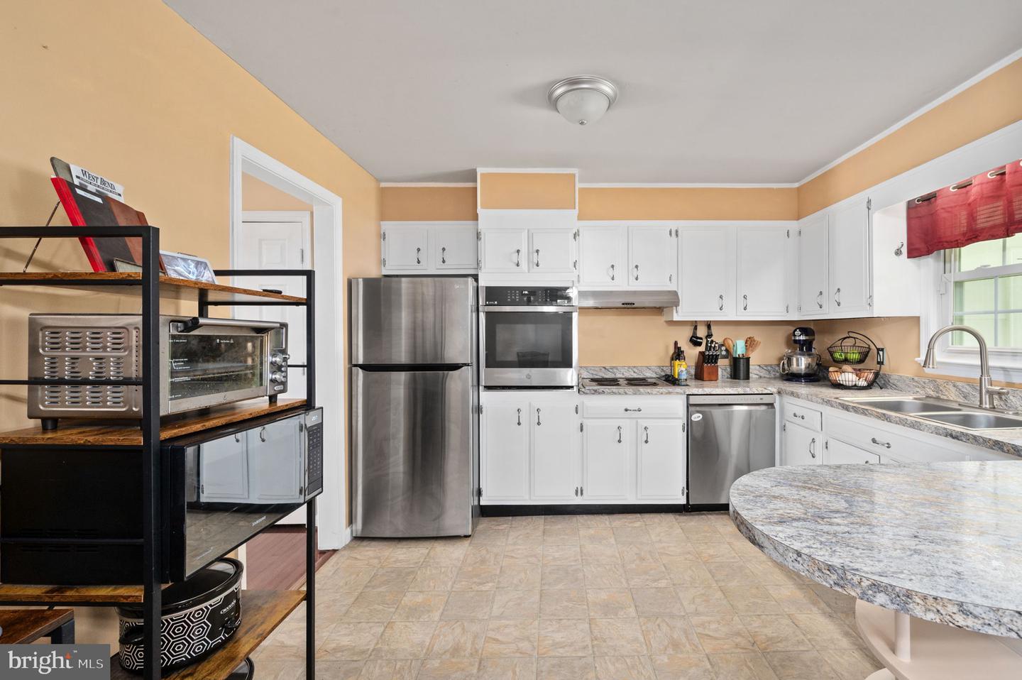 130 FALMOUTH DR, FREDERICKSBURG, Virginia 22405, 3 Bedrooms Bedrooms, ,1 BathroomBathrooms,Residential,For sale,130 FALMOUTH DR,VAST2039014 MLS # VAST2039014