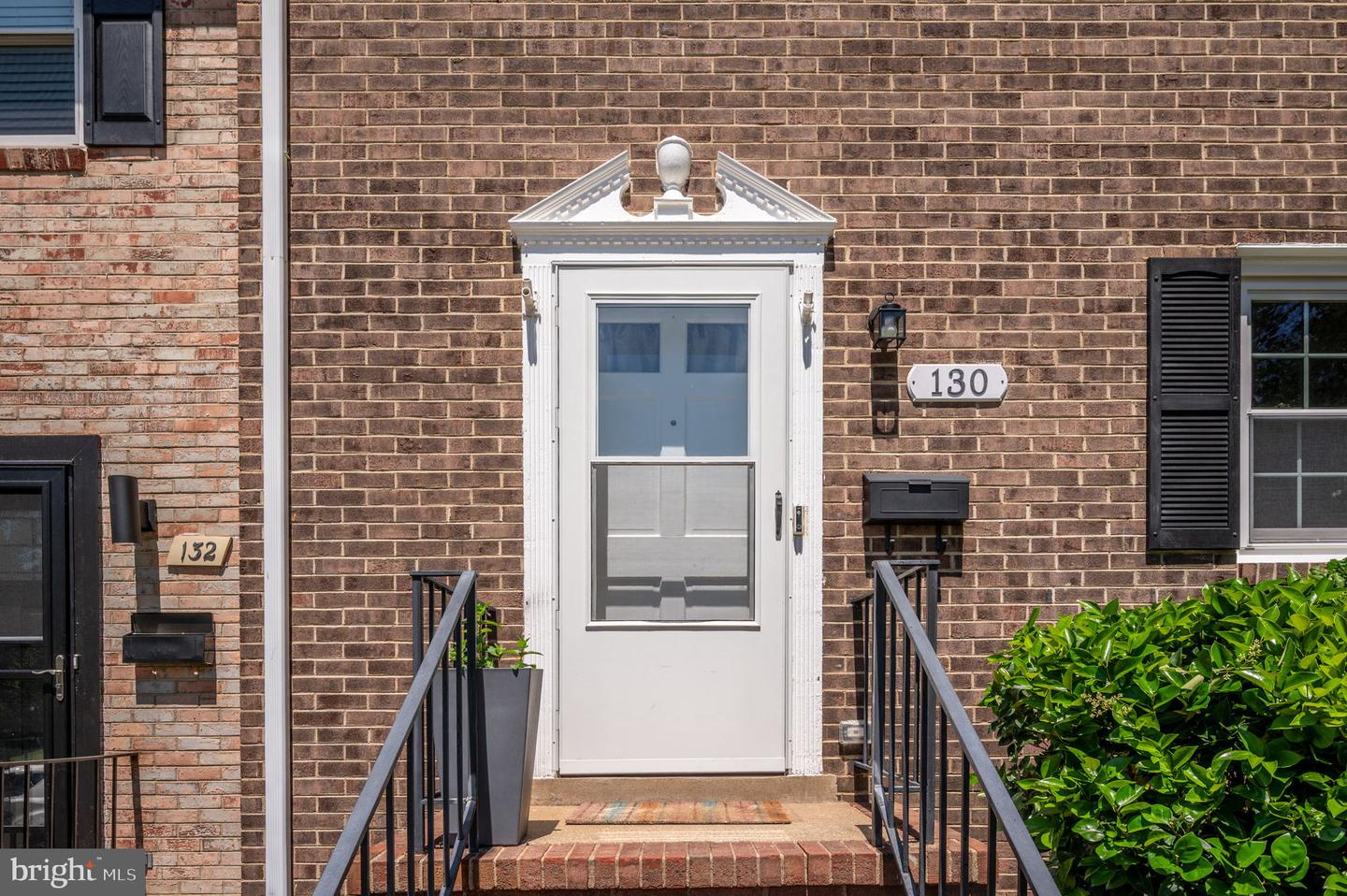 130 FALMOUTH DR, FREDERICKSBURG, Virginia 22405, 3 Bedrooms Bedrooms, ,1 BathroomBathrooms,Residential,For sale,130 FALMOUTH DR,VAST2039014 MLS # VAST2039014