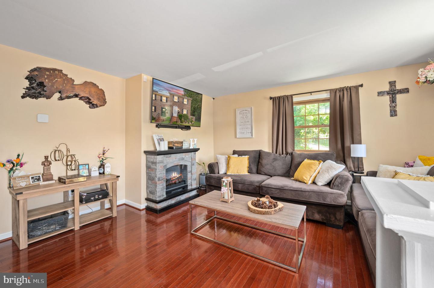 130 FALMOUTH DR, FREDERICKSBURG, Virginia 22405, 3 Bedrooms Bedrooms, ,1 BathroomBathrooms,Residential,For sale,130 FALMOUTH DR,VAST2039014 MLS # VAST2039014