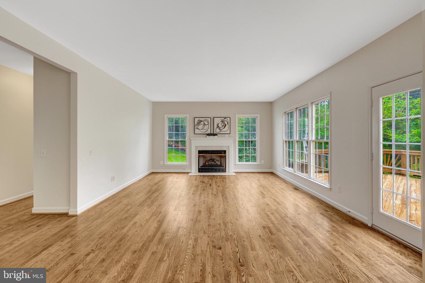 2160 BONAVENTURE DR, VIENNA, Virginia 22181, 4 Bedrooms Bedrooms, ,4 BathroomsBathrooms,Residential,For sale,2160 BONAVENTURE DR,VAFX2242092 MLS # VAFX2242092