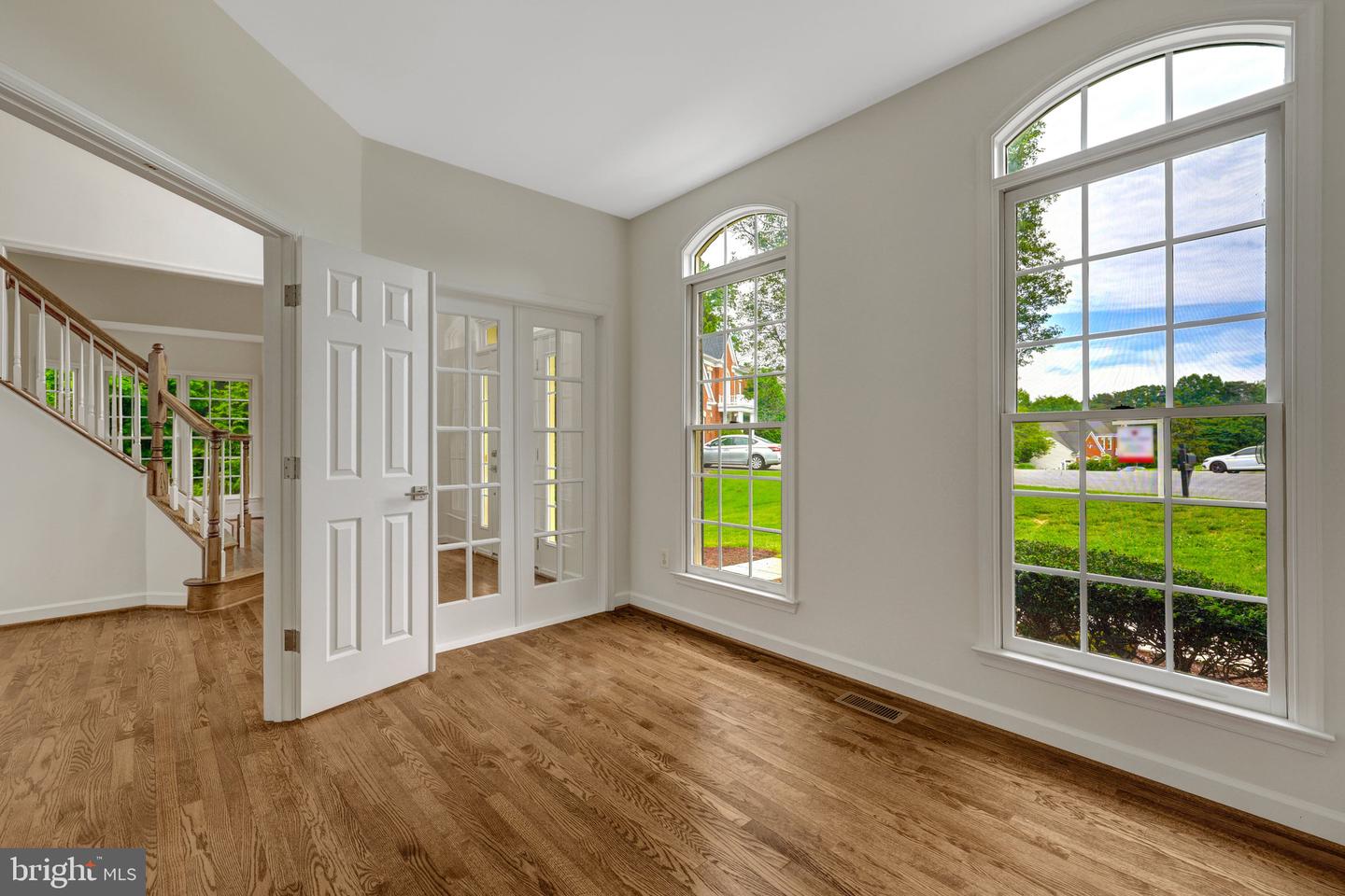 2160 BONAVENTURE DR, VIENNA, Virginia 22181, 4 Bedrooms Bedrooms, ,4 BathroomsBathrooms,Residential,For sale,2160 BONAVENTURE DR,VAFX2242092 MLS # VAFX2242092