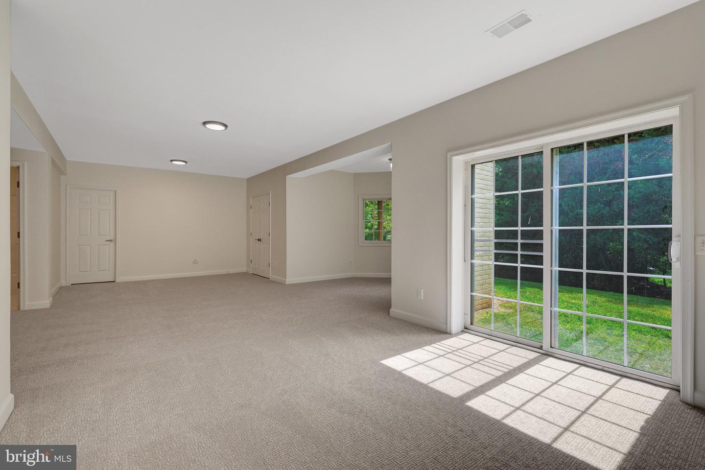 2160 BONAVENTURE DR, VIENNA, Virginia 22181, 4 Bedrooms Bedrooms, ,4 BathroomsBathrooms,Residential,For sale,2160 BONAVENTURE DR,VAFX2242092 MLS # VAFX2242092