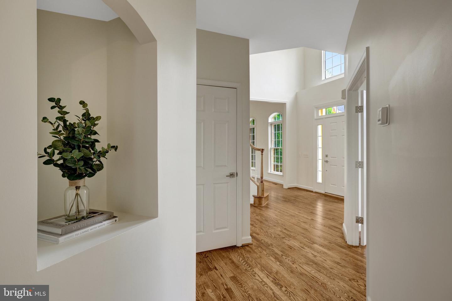 2160 BONAVENTURE DR, VIENNA, Virginia 22181, 4 Bedrooms Bedrooms, ,4 BathroomsBathrooms,Residential,For sale,2160 BONAVENTURE DR,VAFX2242092 MLS # VAFX2242092