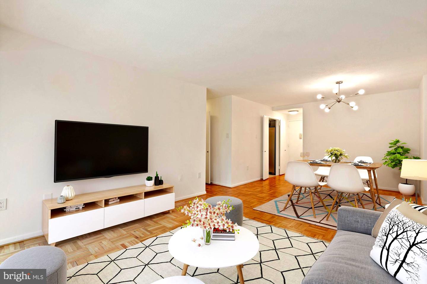 700 7TH ST SW #507, WASHINGTON, District Of Columbia 20024, 2 Bedrooms Bedrooms, 5 Rooms Rooms,1 BathroomBathrooms,Residential,For sale,700 7TH ST SW #507,DCDC2201636 MLS # DCDC2201636