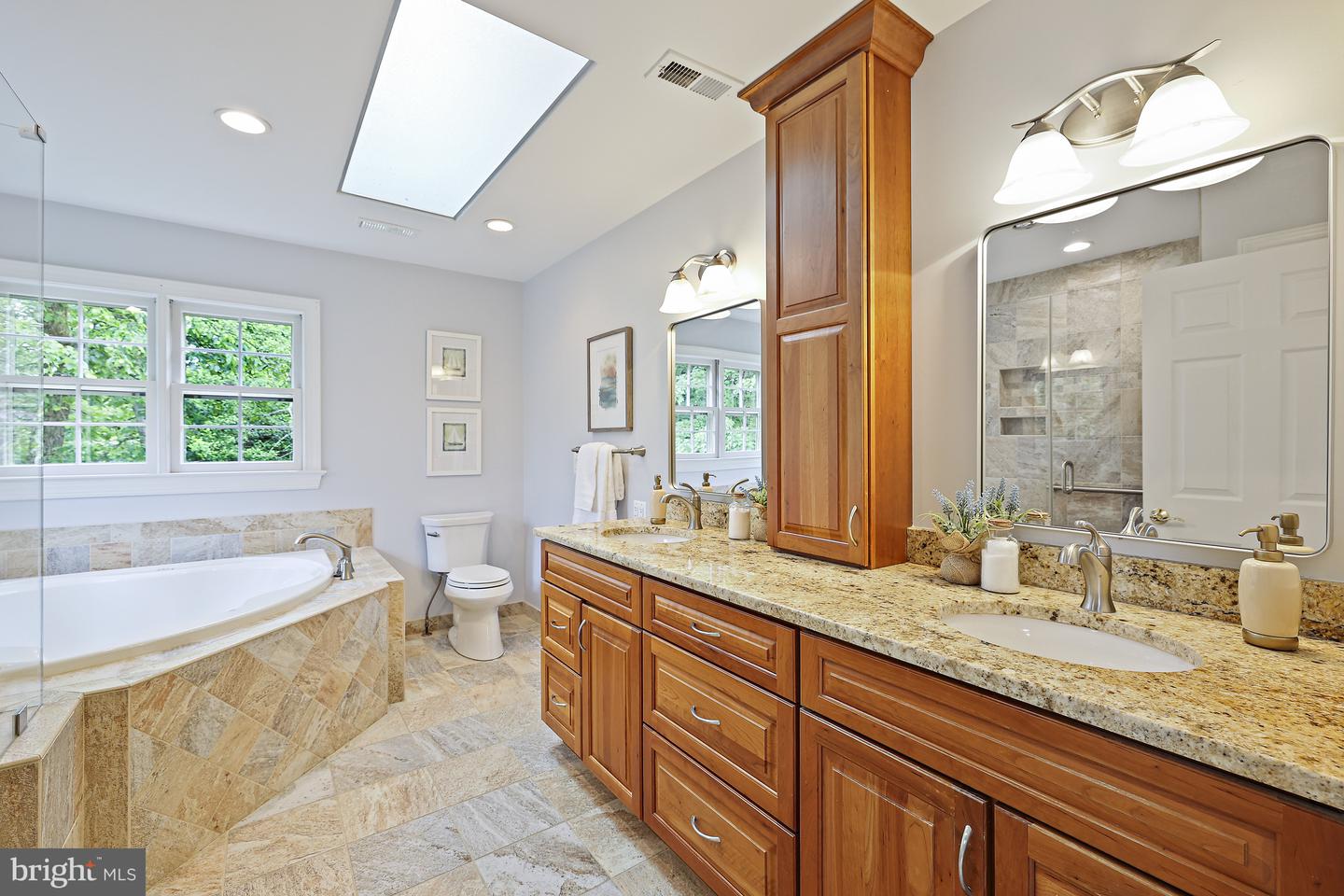 11275 CENTER HARBOR RD, RESTON, Virginia 20194, 4 Bedrooms Bedrooms, ,3 BathroomsBathrooms,Residential,For sale,11275 CENTER HARBOR RD,VAFX2242102 MLS # VAFX2242102