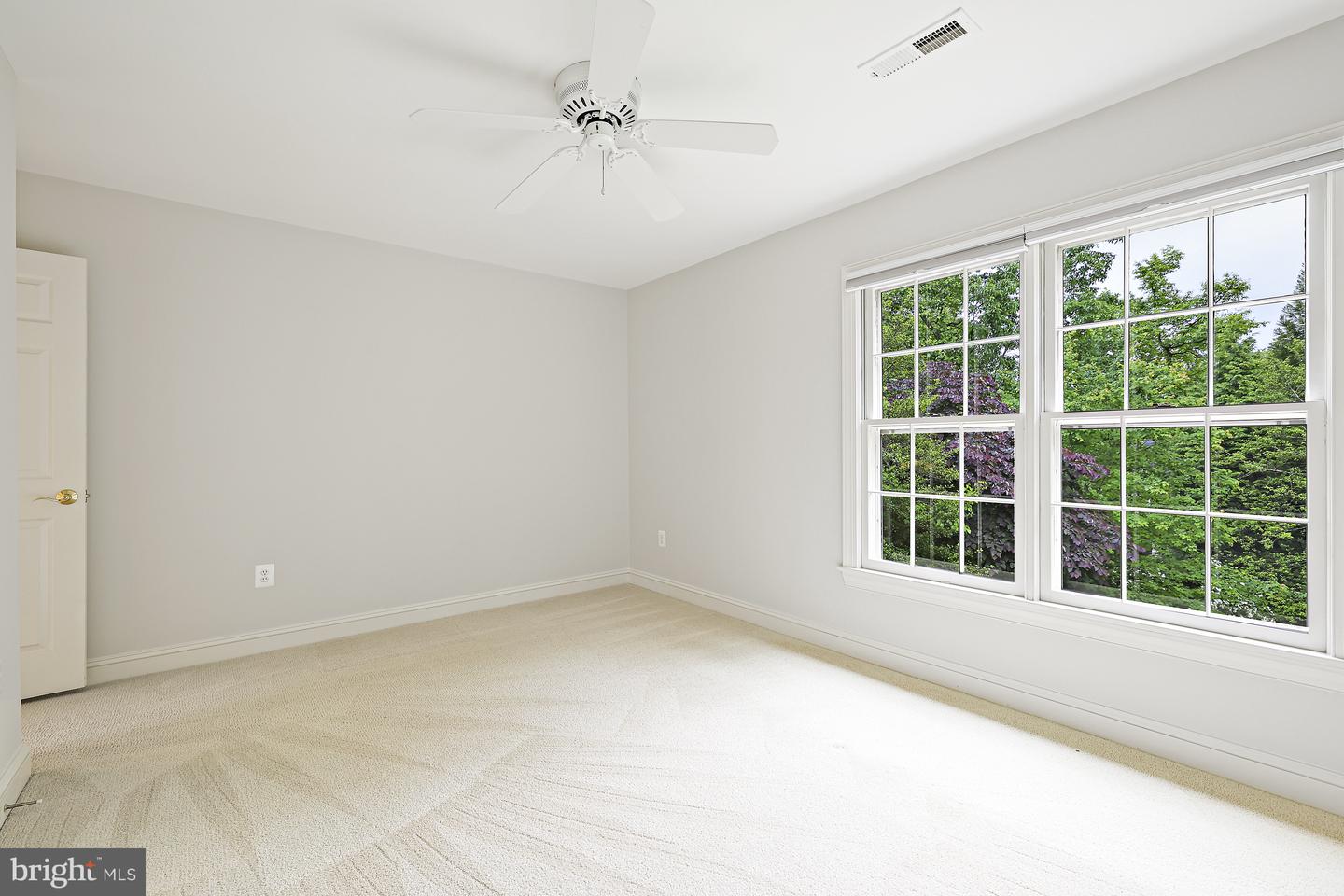 11275 CENTER HARBOR RD, RESTON, Virginia 20194, 4 Bedrooms Bedrooms, ,3 BathroomsBathrooms,Residential,For sale,11275 CENTER HARBOR RD,VAFX2242102 MLS # VAFX2242102