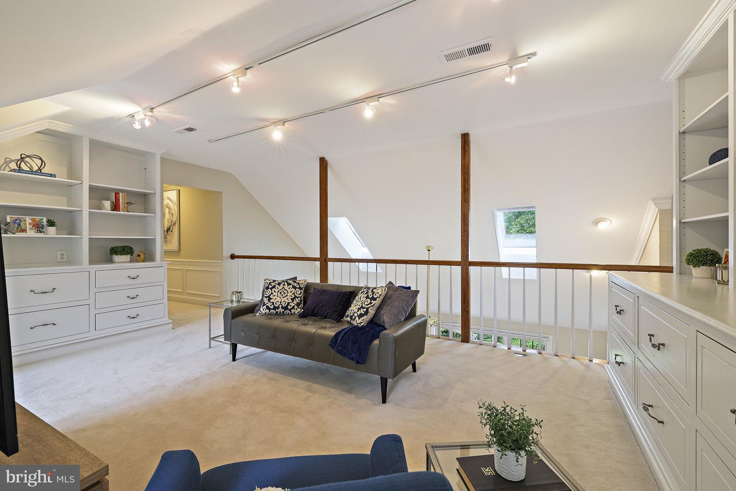 11275 CENTER HARBOR RD, RESTON, Virginia 20194, 4 Bedrooms Bedrooms, ,3 BathroomsBathrooms,Residential,For sale,11275 CENTER HARBOR RD,VAFX2242102 MLS # VAFX2242102