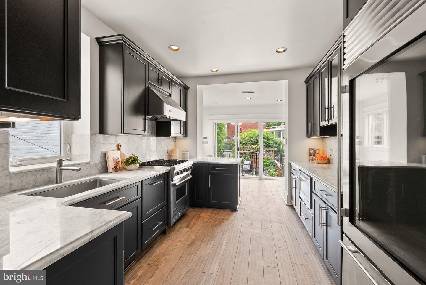 2314 20TH ST NW, WASHINGTON, District Of Columbia 20009, 4 Bedrooms Bedrooms, ,3 BathroomsBathrooms,Residential,For sale,2314 20TH ST NW,DCDC2201644 MLS # DCDC2201644