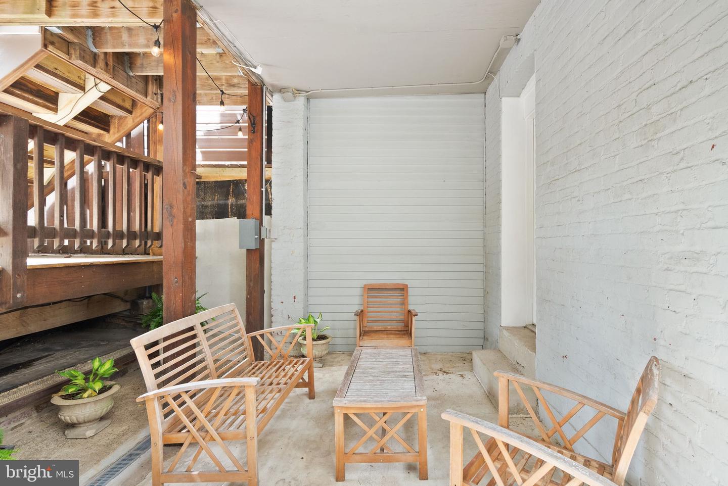 2314 20TH ST NW, WASHINGTON, District Of Columbia 20009, 4 Bedrooms Bedrooms, ,3 BathroomsBathrooms,Residential,For sale,2314 20TH ST NW,DCDC2201644 MLS # DCDC2201644