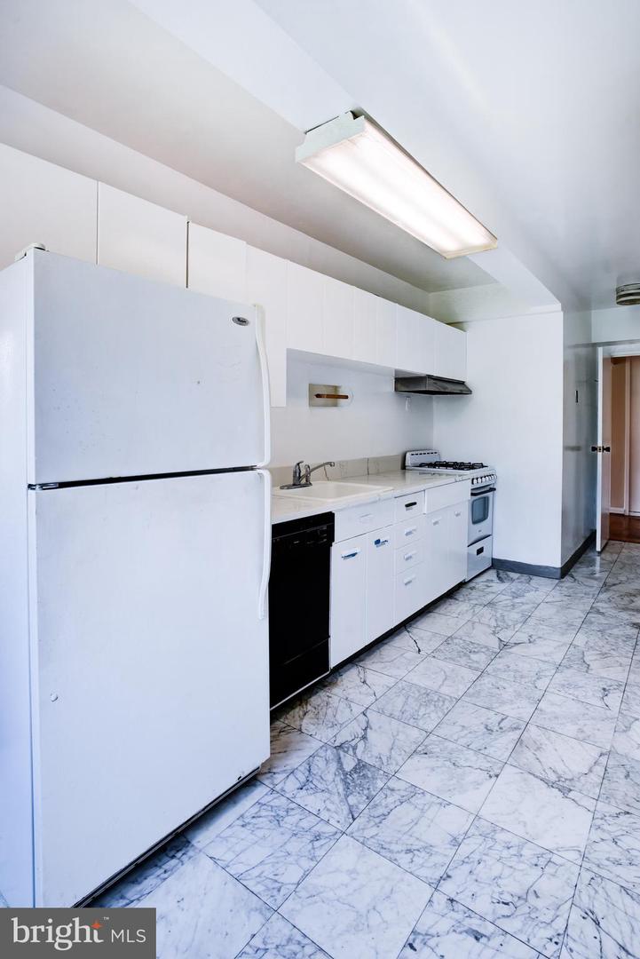 4201 CATHEDRAL AVE NW #1004E, WASHINGTON, District Of Columbia 20016, 2 Bedrooms Bedrooms, ,2 BathroomsBathrooms,Residential,For sale,4201 CATHEDRAL AVE NW #1004E,DCDC2201648 MLS # DCDC2201648 4201 CATHEDRAL AVE NW #1004E, WASHINGTON, District Of Columbia 20016, 2 Bedrooms Bedrooms, ,2 BathroomsBathrooms,Residential,For sale,4201 CATHEDRAL AVE NW #1004E,DCDC2201648 MLS # DCDC2201648