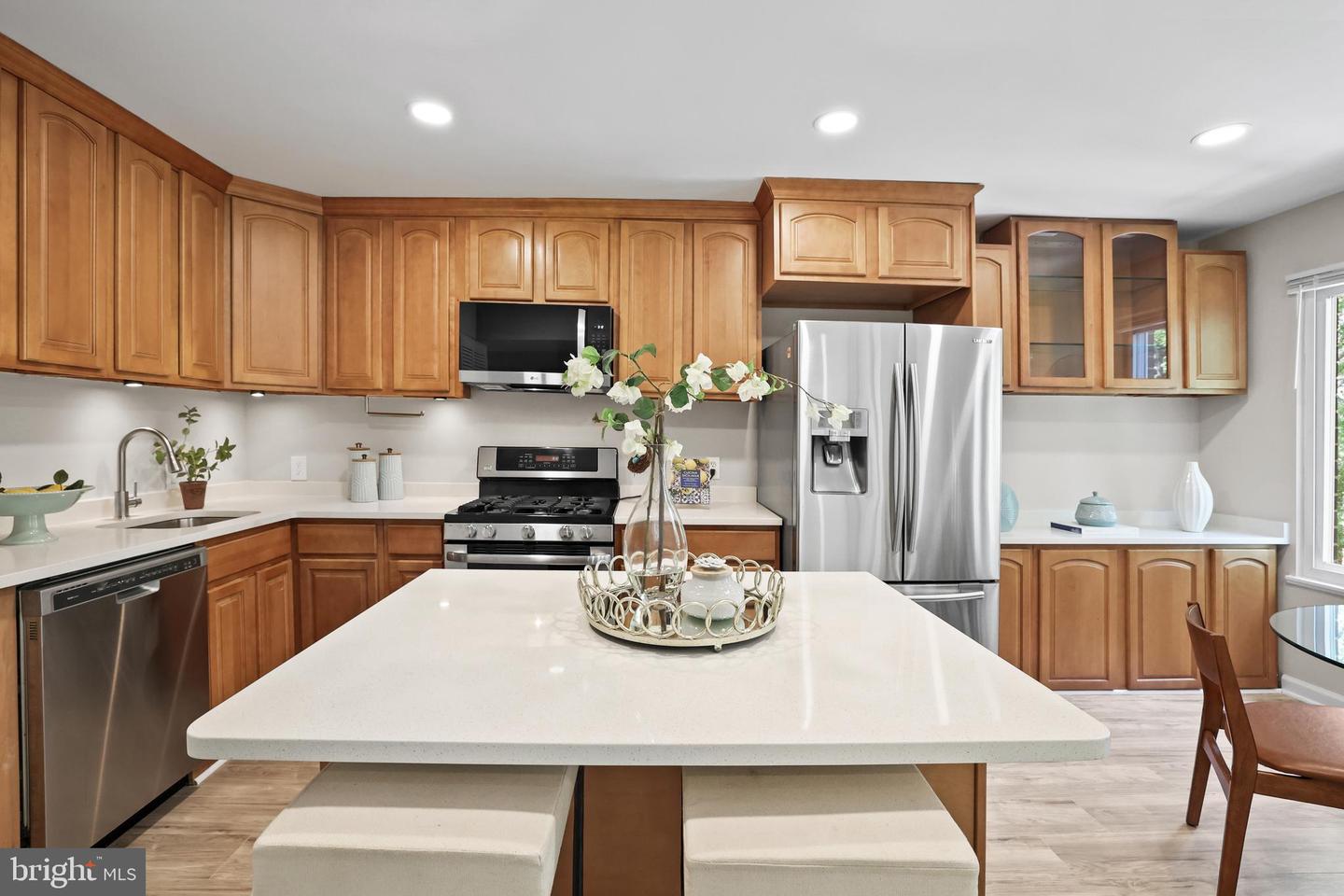 5050 7TH RD S #201, ARLINGTON, Virginia 22204, 2 Bedrooms Bedrooms, ,1 BathroomBathrooms,Residential,For sale,5050 7TH RD S #201,VAAR2057936 MLS # VAAR2057936