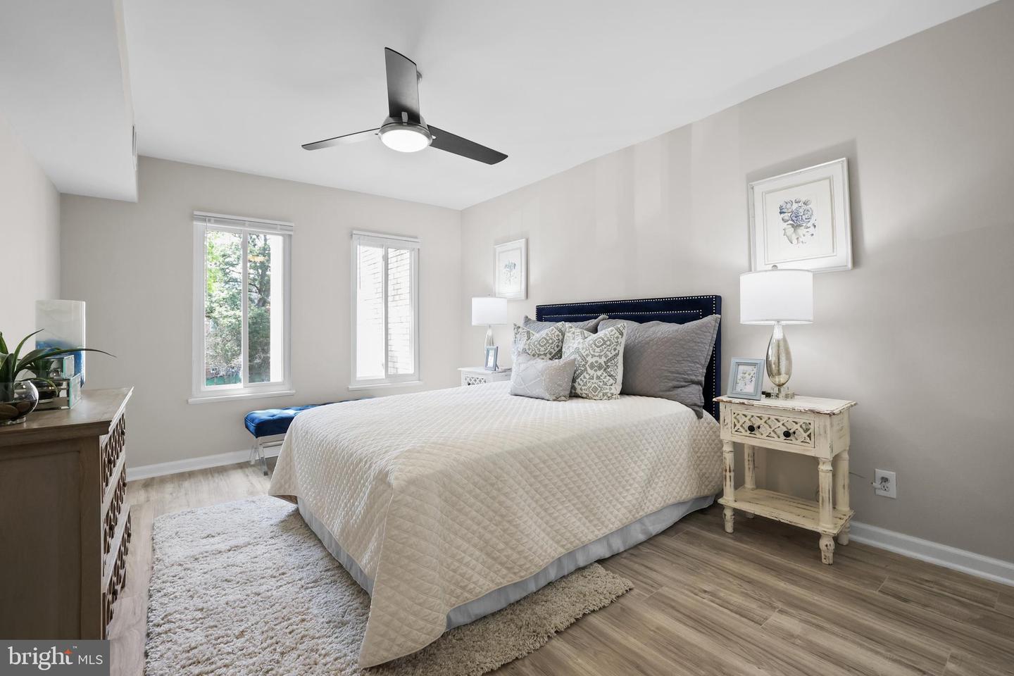 5050 7TH RD S #201, ARLINGTON, Virginia 22204, 2 Bedrooms Bedrooms, ,1 BathroomBathrooms,Residential,For sale,5050 7TH RD S #201,VAAR2057936 MLS # VAAR2057936