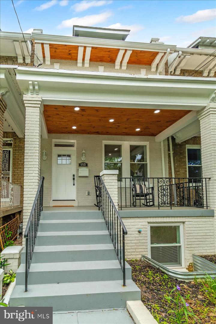 5521 4TH ST NW, WASHINGTON, District Of Columbia 20011, 5 Bedrooms Bedrooms, ,3 BathroomsBathrooms,Residential,For sale,5521 4TH ST NW,DCDC2201698 MLS # DCDC2201698