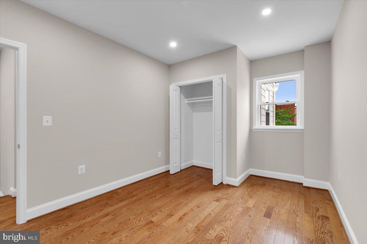 5521 4TH ST NW, WASHINGTON, District Of Columbia 20011, 5 Bedrooms Bedrooms, ,3 BathroomsBathrooms,Residential,For sale,5521 4TH ST NW,DCDC2201698 MLS # DCDC2201698