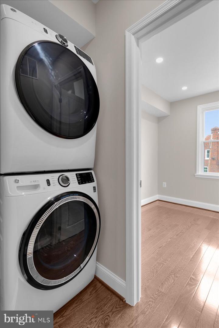 5521 4TH ST NW, WASHINGTON, District Of Columbia 20011, 5 Bedrooms Bedrooms, ,3 BathroomsBathrooms,Residential,For sale,5521 4TH ST NW,DCDC2201698 MLS # DCDC2201698