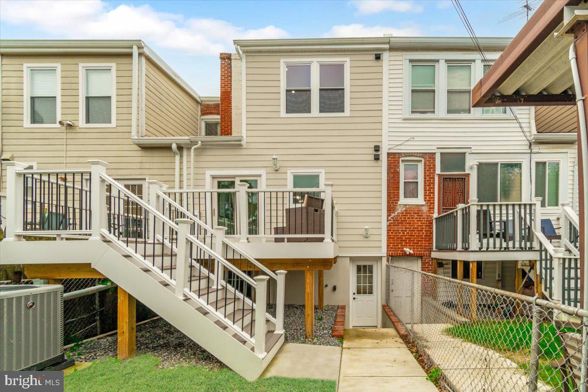 5521 4TH ST NW, WASHINGTON, District Of Columbia 20011, 5 Bedrooms Bedrooms, ,3 BathroomsBathrooms,Residential,For sale,5521 4TH ST NW,DCDC2201698 MLS # DCDC2201698
