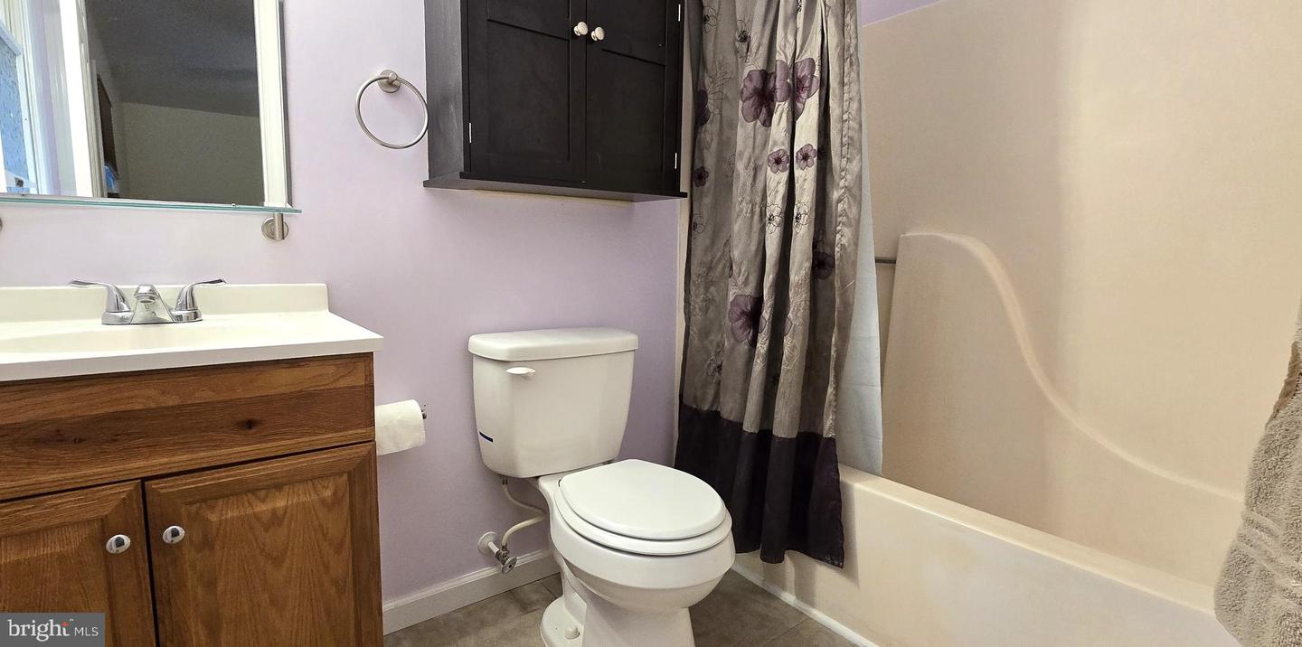 63 HICKORY NUT RD, LINDEN, Virginia 22642, 3 Bedrooms Bedrooms, ,3 BathroomsBathrooms,Residential,For sale,63 HICKORY NUT RD,VAWR2011222 MLS # VAWR2011222
