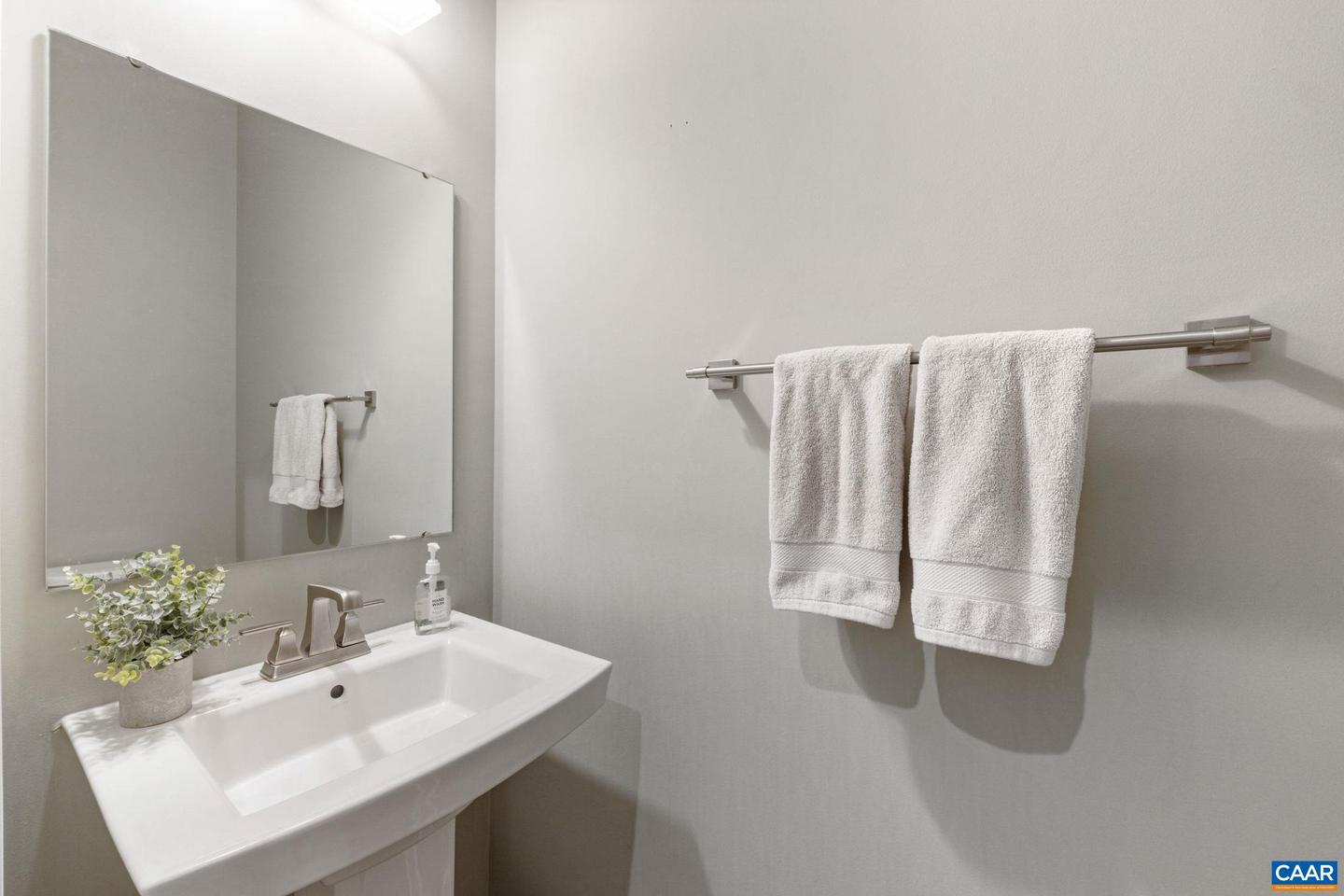 712 EMPIRE ST, CHARLOTTESVILLE, Virginia 22901, 3 Bedrooms Bedrooms, ,2 BathroomsBathrooms,Residential,For sale,712 EMPIRE ST,664769 MLS # 664769