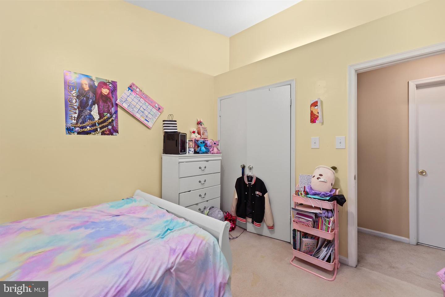 12220 APPLE ORCHARD CT, FAIRFAX, Virginia 22033, 3 Bedrooms Bedrooms, ,2 BathroomsBathrooms,Residential,For sale,12220 APPLE ORCHARD CT,VAFX2242294 MLS # VAFX2242294