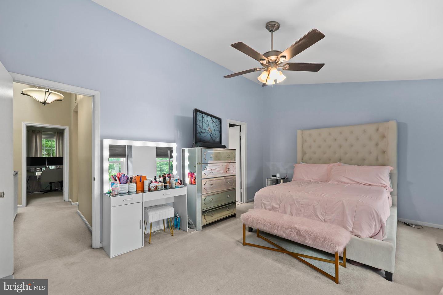 12220 APPLE ORCHARD CT, FAIRFAX, Virginia 22033, 3 Bedrooms Bedrooms, ,2 BathroomsBathrooms,Residential,For sale,12220 APPLE ORCHARD CT,VAFX2242294 MLS # VAFX2242294