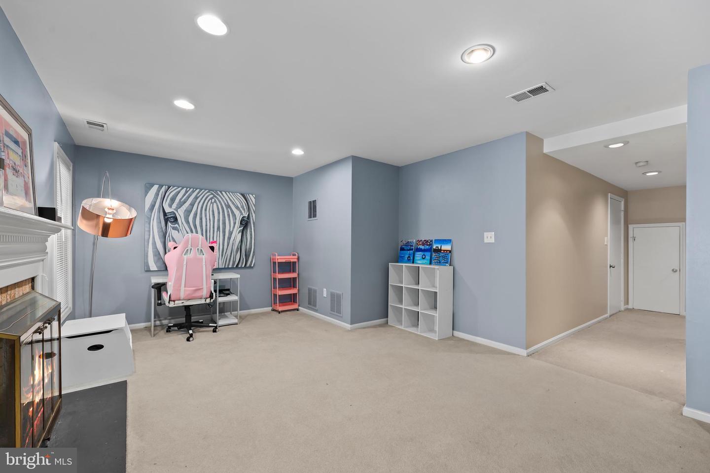 12220 APPLE ORCHARD CT, FAIRFAX, Virginia 22033, 3 Bedrooms Bedrooms, ,2 BathroomsBathrooms,Residential,For sale,12220 APPLE ORCHARD CT,VAFX2242294 MLS # VAFX2242294