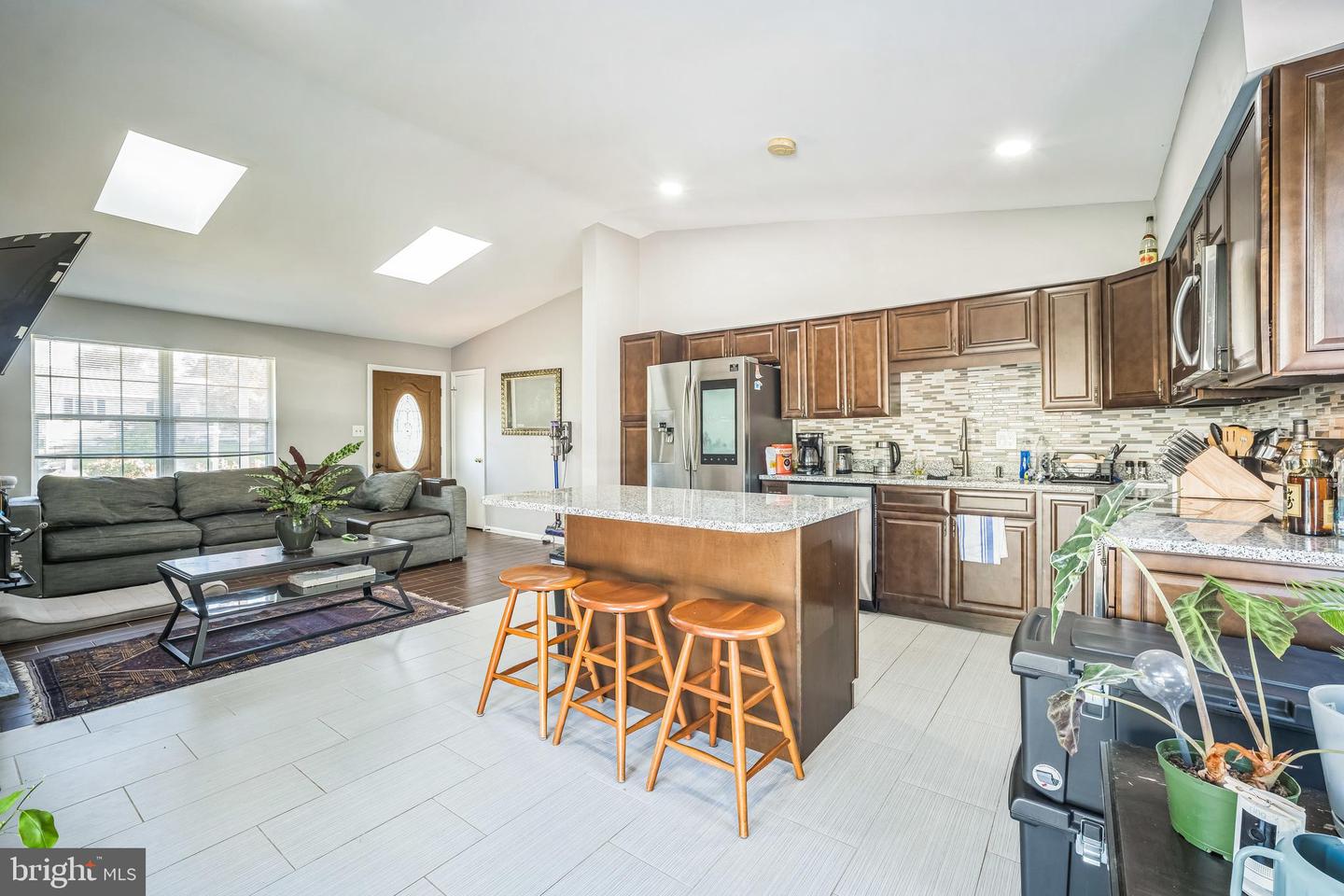 9185 WINTERSET DR, MANASSAS, Virginia 20110, 3 Bedrooms Bedrooms, ,2 BathroomsBathrooms,Residential,For sale,9185 WINTERSET DR,VAMN2008376 MLS # VAMN2008376