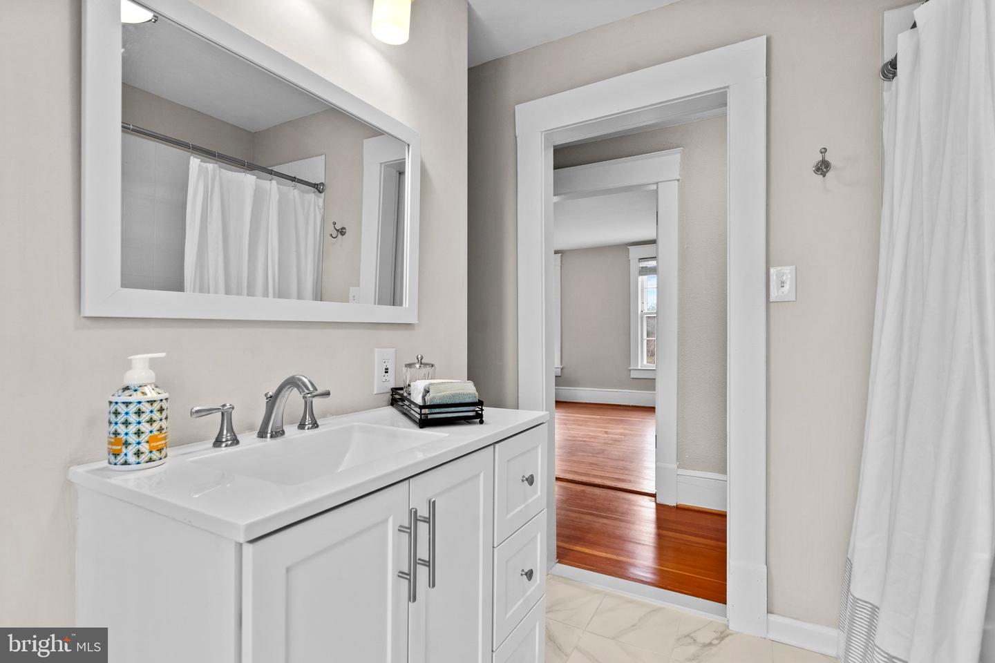226 WINCHESTER ST, WARRENTON, Virginia 20186, 4 Bedrooms Bedrooms, ,2 BathroomsBathrooms,Residential,For sale,226 WINCHESTER ST,VAFQ2016726 MLS # VAFQ2016726