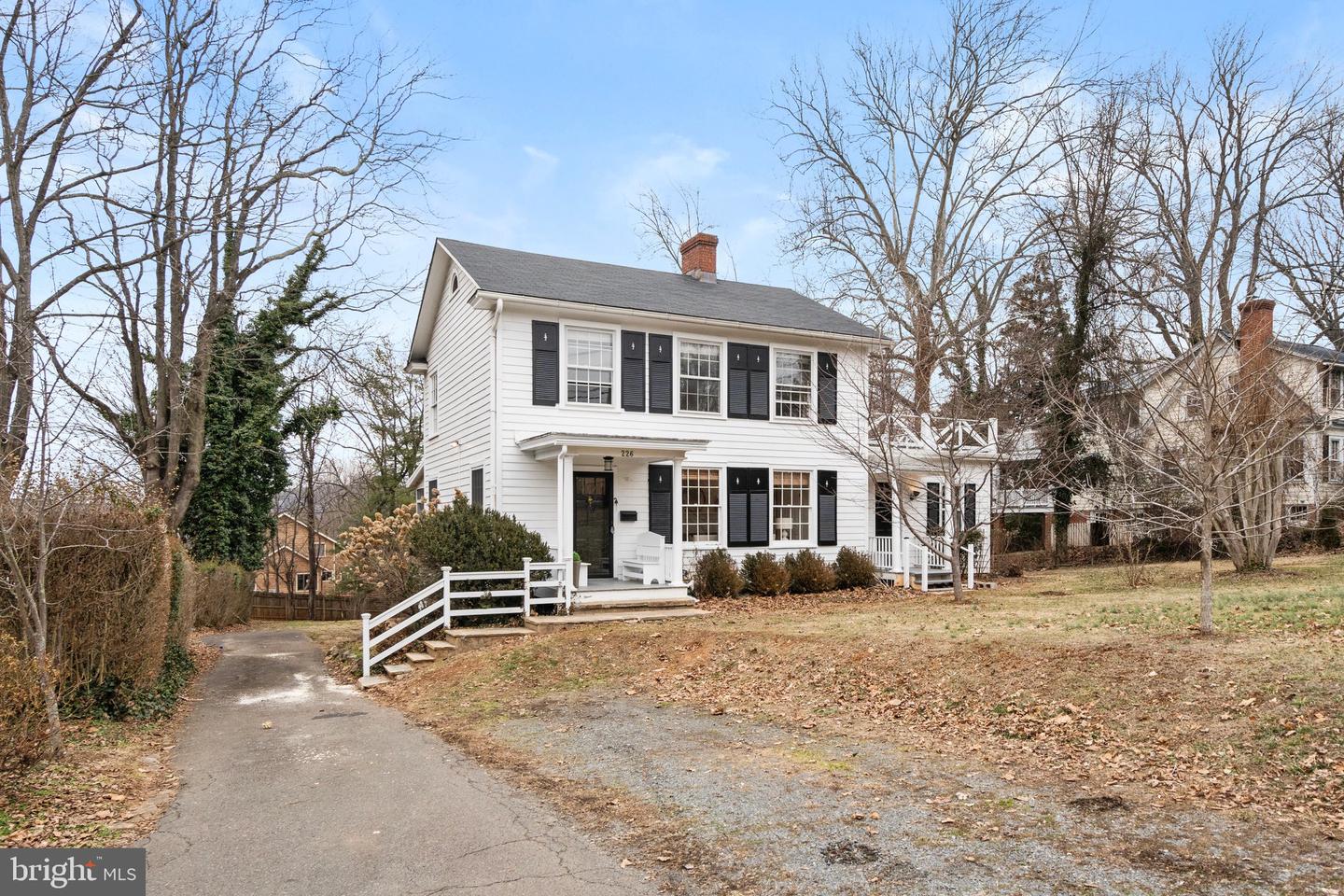 226 WINCHESTER ST, WARRENTON, Virginia 20186, 4 Bedrooms Bedrooms, ,2 BathroomsBathrooms,Residential,For sale,226 WINCHESTER ST,VAFQ2016726 MLS # VAFQ2016726