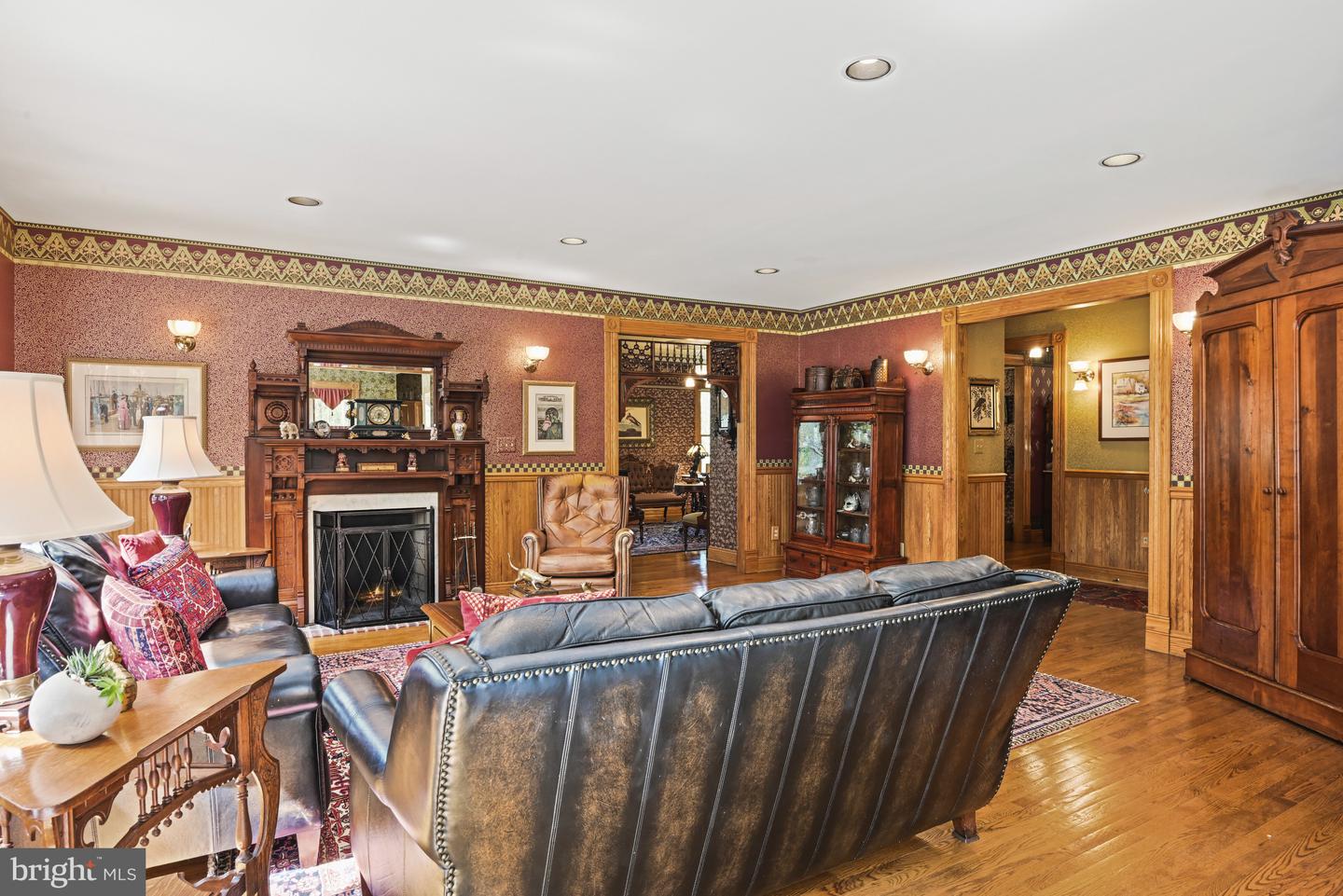 204 RIVER PARK DR, GREAT FALLS, Virginia 22066, 5 Bedrooms Bedrooms, ,4 BathroomsBathrooms,Residential,For sale,204 RIVER PARK DR,VAFX2242324 MLS # VAFX2242324