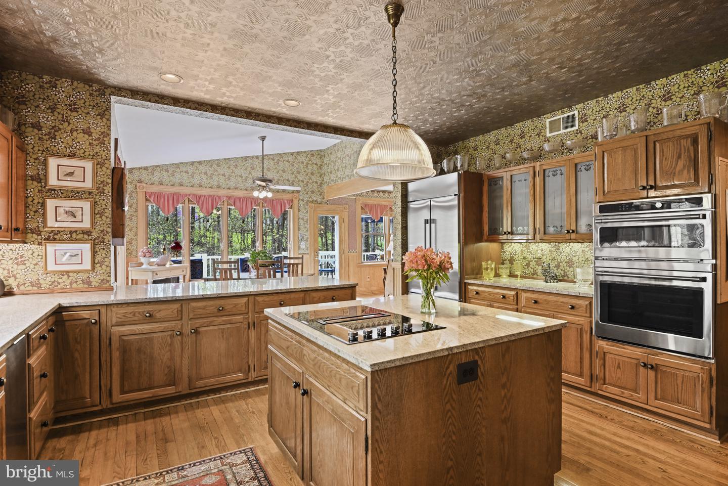 204 RIVER PARK DR, GREAT FALLS, Virginia 22066, 5 Bedrooms Bedrooms, ,4 BathroomsBathrooms,Residential,For sale,204 RIVER PARK DR,VAFX2242324 MLS # VAFX2242324