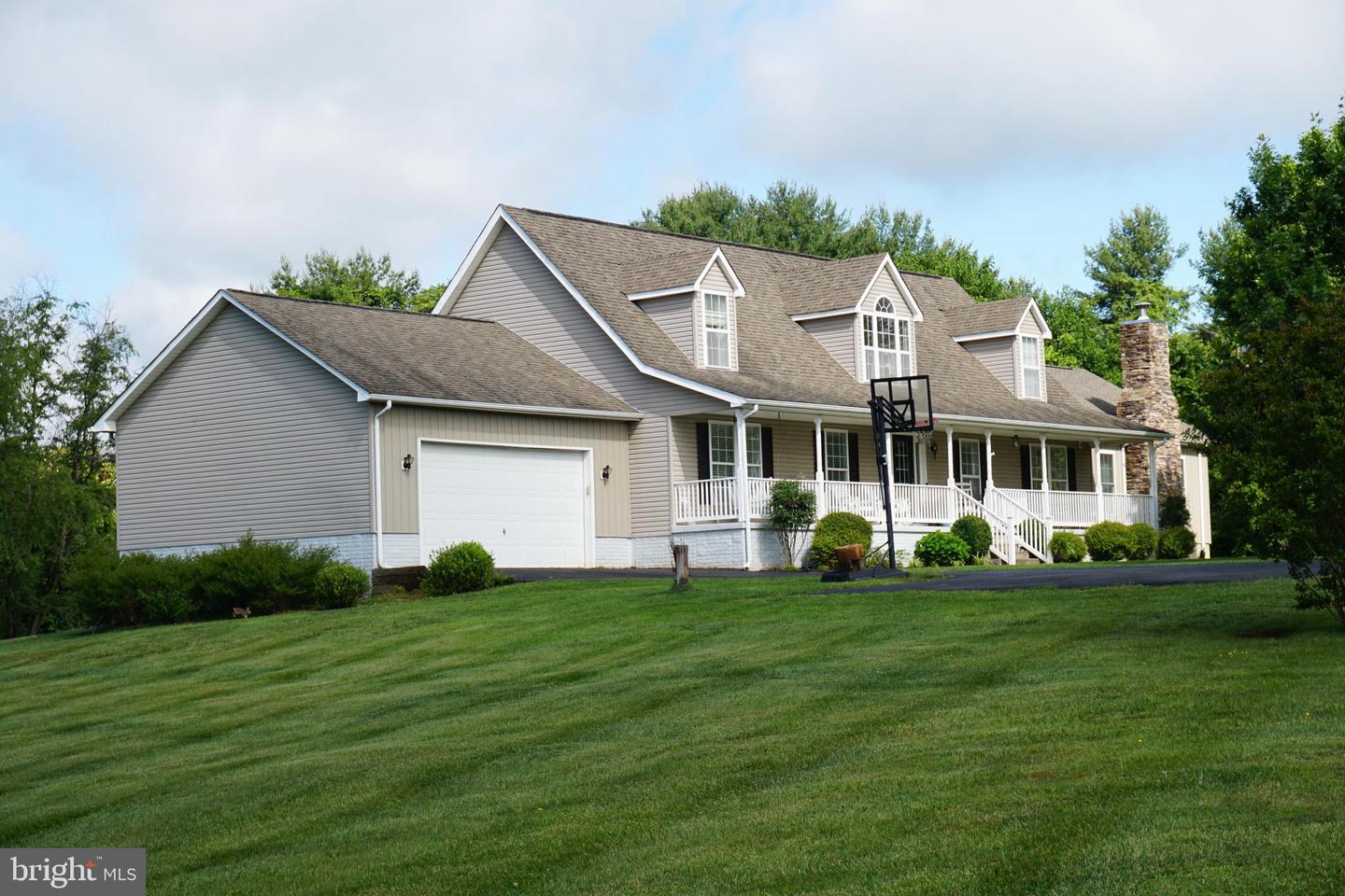 211 BOXLEY LN, ORANGE, Virginia 22960, 4 Bedrooms Bedrooms, ,3 BathroomsBathrooms,Residential,For sale,211 BOXLEY LN,VAOR2009732 MLS # VAOR2009732