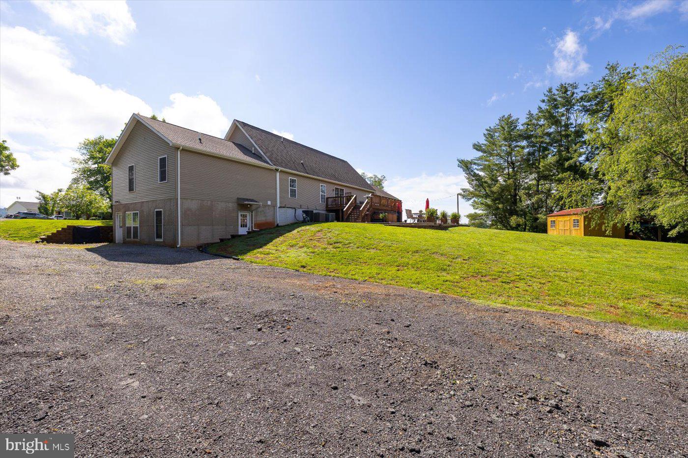 211 BOXLEY LN, ORANGE, Virginia 22960, 4 Bedrooms Bedrooms, ,3 BathroomsBathrooms,Residential,For sale,211 BOXLEY LN,VAOR2009732 MLS # VAOR2009732