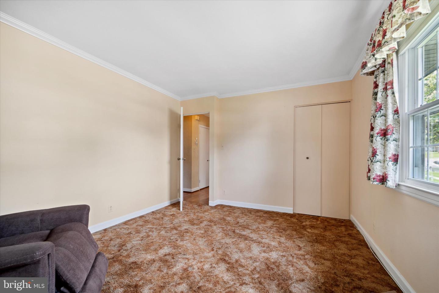210 W BEECH RD, STERLING, Virginia 20164, 3 Bedrooms Bedrooms, ,2 BathroomsBathrooms,Residential,For sale,210 W BEECH RD,VALO2097416 MLS # VALO2097416