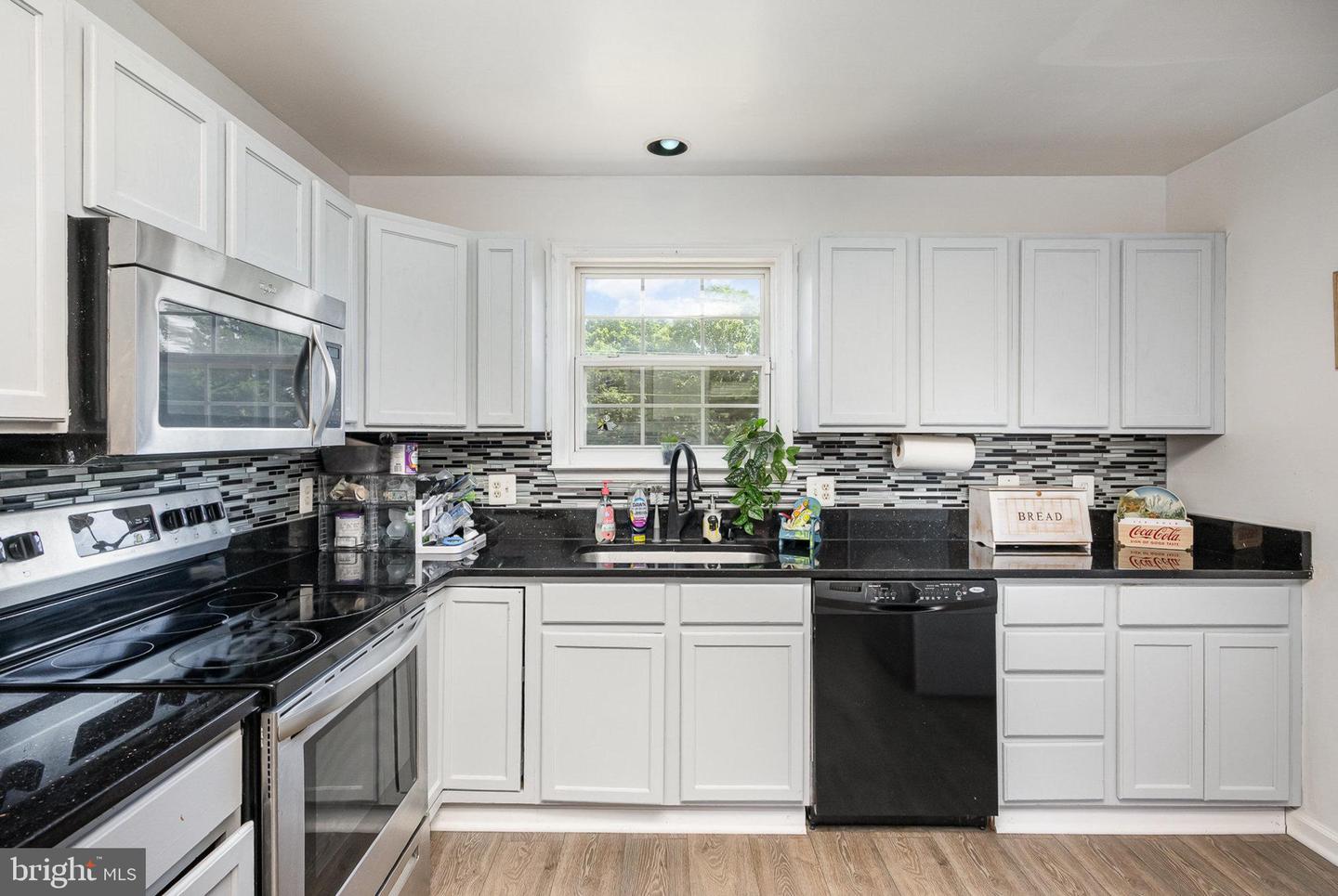 7504 HEATHROW DR, FREDERICKSBURG, Virginia 22407, 4 Bedrooms Bedrooms, ,2 BathroomsBathrooms,Residential,For sale,7504 HEATHROW DR,VASP2033314 MLS # VASP2033314
