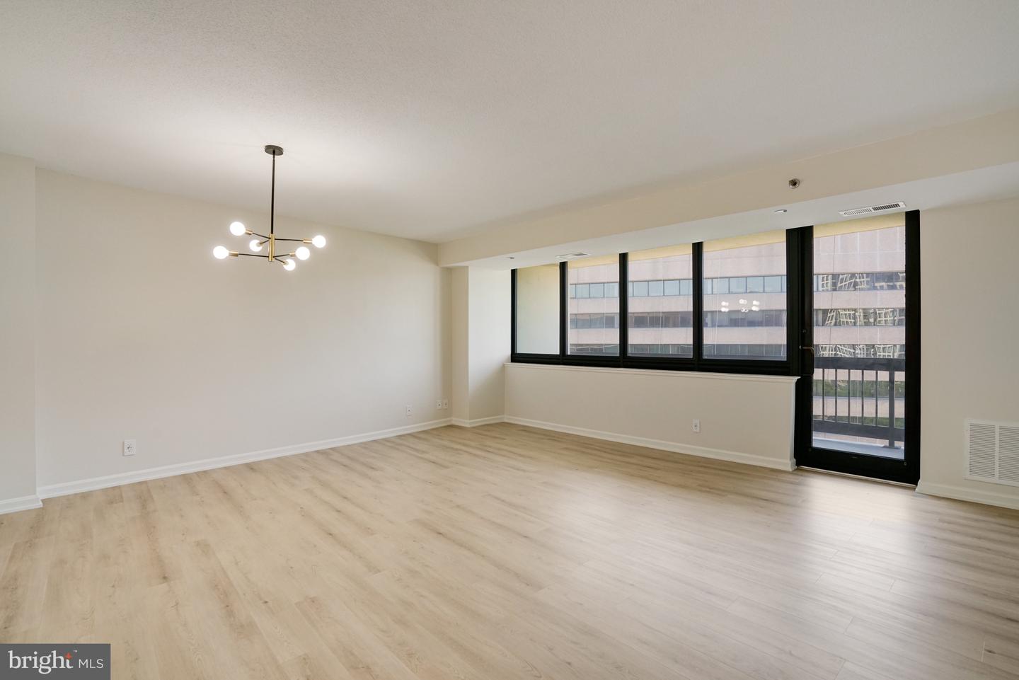 1805 CRYSTAL DR #1016S, ARLINGTON, Virginia 22202, 1 Bedroom Bedrooms, ,1 BathroomBathrooms,Residential,For sale,1805 CRYSTAL DR #1016S,VAAR2057994 MLS # VAAR2057994