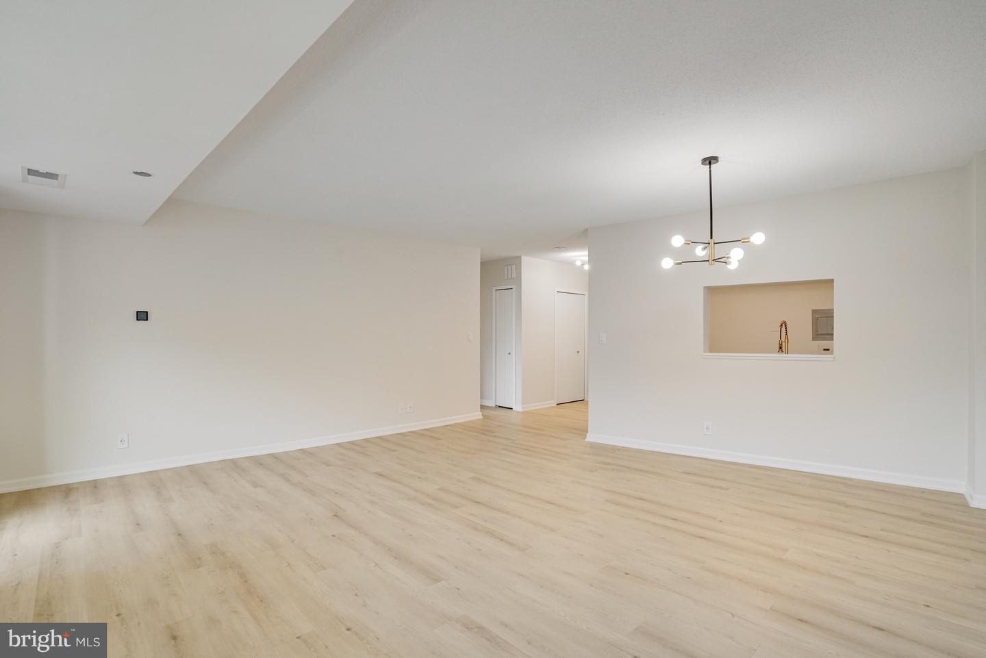 1805 CRYSTAL DR #1016S, ARLINGTON, Virginia 22202, 1 Bedroom Bedrooms, ,1 BathroomBathrooms,Residential,For sale,1805 CRYSTAL DR #1016S,VAAR2057994 MLS # VAAR2057994