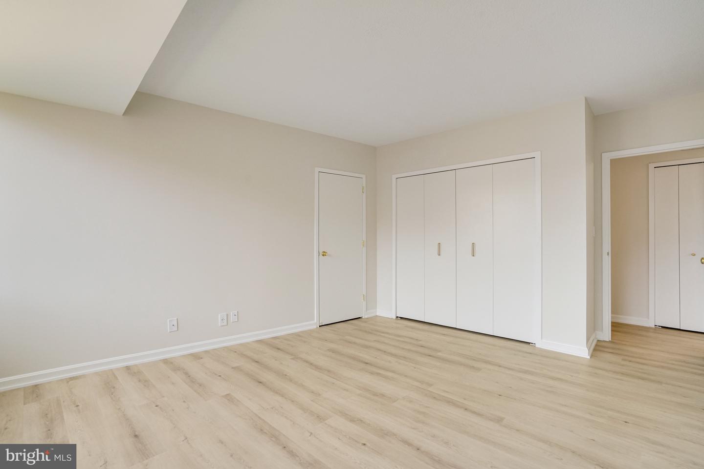 1805 CRYSTAL DR #1016S, ARLINGTON, Virginia 22202, 1 Bedroom Bedrooms, ,1 BathroomBathrooms,Residential,For sale,1805 CRYSTAL DR #1016S,VAAR2057994 MLS # VAAR2057994