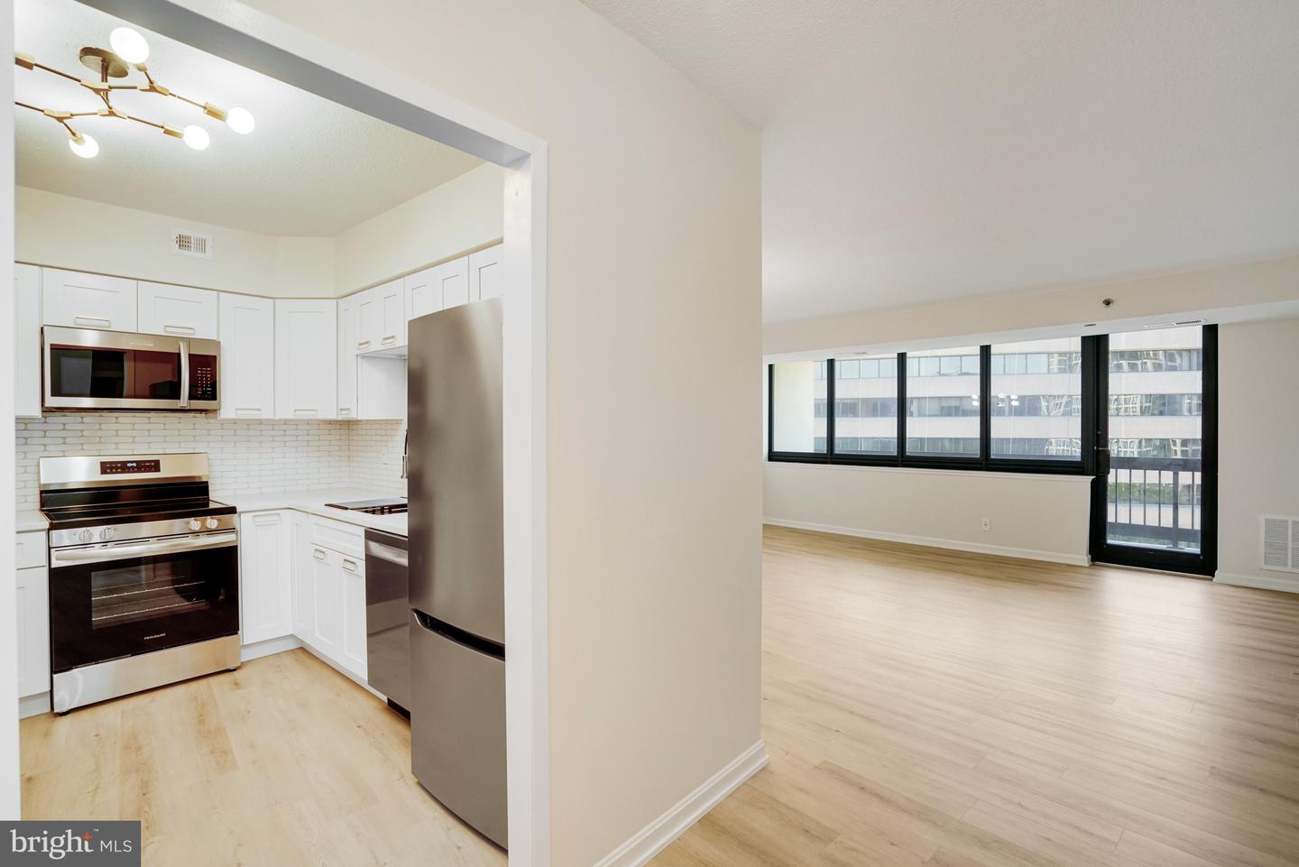 1805 CRYSTAL DR #1016S, ARLINGTON, Virginia 22202, 1 Bedroom Bedrooms, ,1 BathroomBathrooms,Residential,For sale,1805 CRYSTAL DR #1016S,VAAR2057994 MLS # VAAR2057994