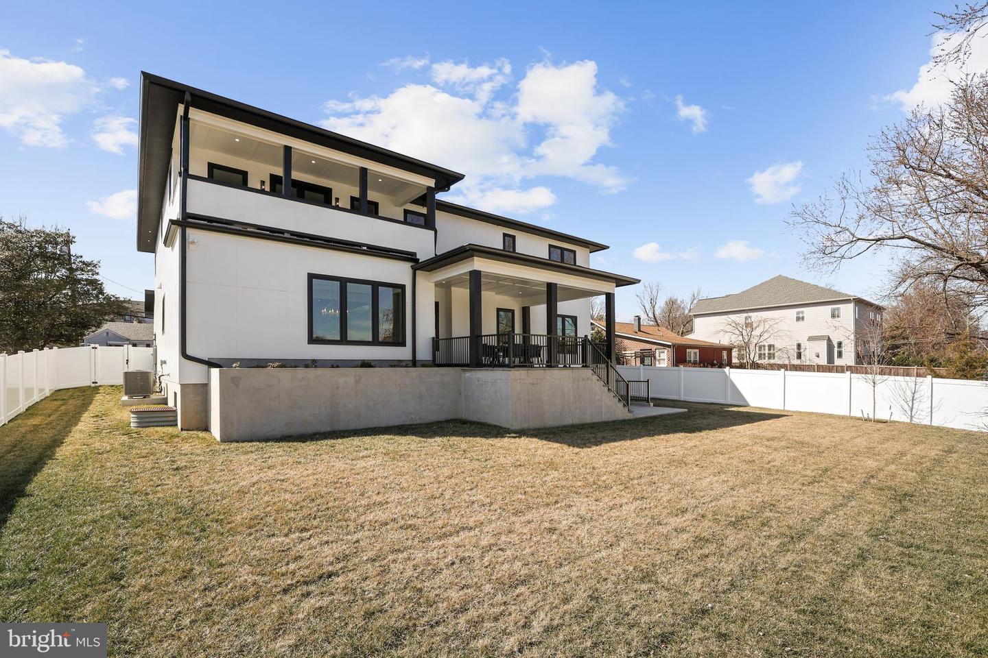 1733 PIMMIT DR, FALLS CHURCH, Virginia 22043, 8 Bedrooms Bedrooms, ,6 BathroomsBathrooms,Residential,For sale,1733 PIMMIT DR,VAFX2242426 MLS # VAFX2242426