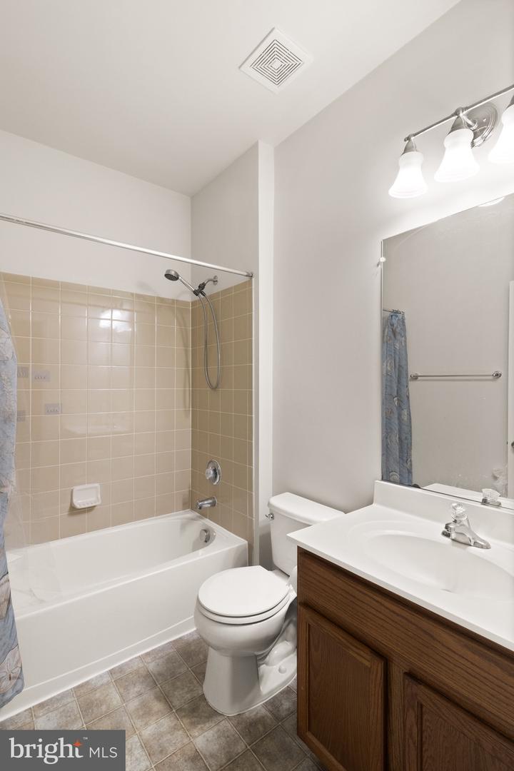 30 IVY SPRING LN, FREDERICKSBURG, Virginia 22406, 7 Bedrooms Bedrooms, ,4 BathroomsBathrooms,Residential,For sale,30 IVY SPRING LN,VAST2039102 MLS # VAST2039102