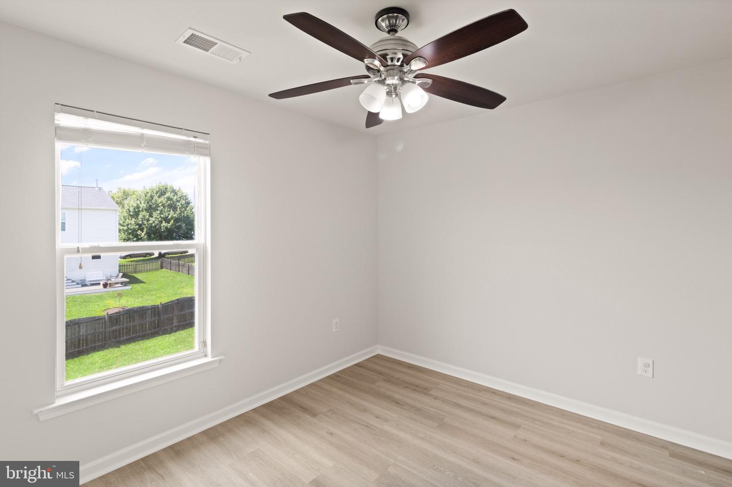 30 IVY SPRING LN, FREDERICKSBURG, Virginia 22406, 7 Bedrooms Bedrooms, ,4 BathroomsBathrooms,Residential,For sale,30 IVY SPRING LN,VAST2039102 MLS # VAST2039102