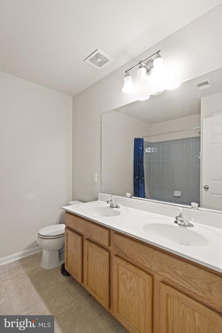 30 IVY SPRING LN, FREDERICKSBURG, Virginia 22406, 7 Bedrooms Bedrooms, ,4 BathroomsBathrooms,Residential,For sale,30 IVY SPRING LN,VAST2039102 MLS # VAST2039102