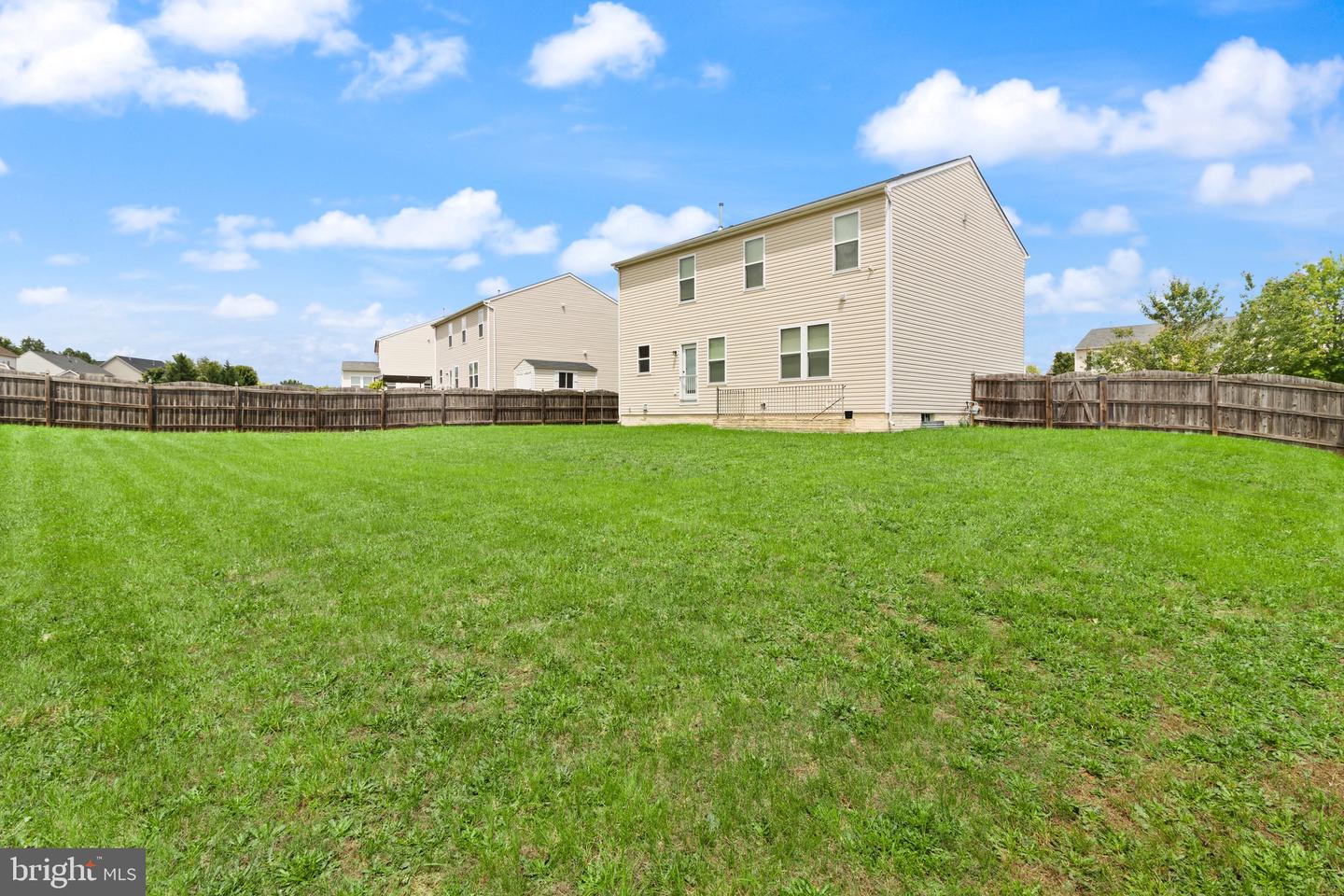 30 IVY SPRING LN, FREDERICKSBURG, Virginia 22406, 7 Bedrooms Bedrooms, ,4 BathroomsBathrooms,Residential,For sale,30 IVY SPRING LN,VAST2039102 MLS # VAST2039102